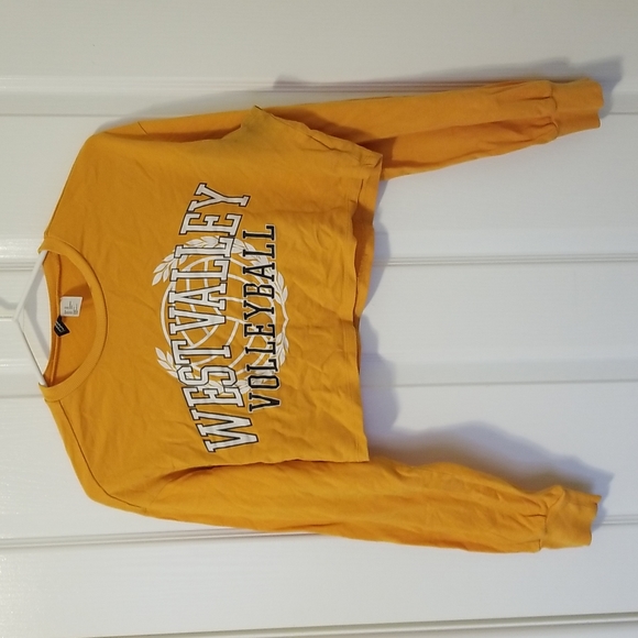 Divided Crop Top - Picture 1 of 3